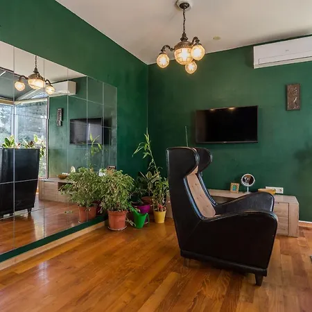 Fabulous Apartment, Charming Garden, Close To The Beach ザダル